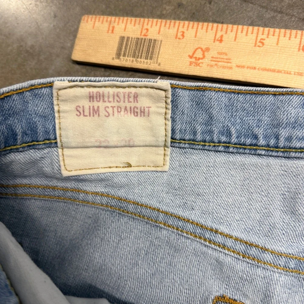 Hollister Mens Slim Straight Light Wash Blue Denim Jeans 32x30 3E0993